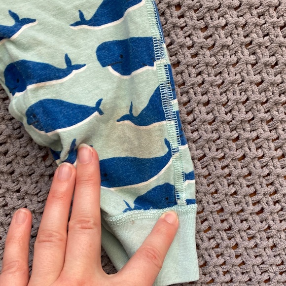 Hanna Andersson whale overalls with snaps - Picture 3 of 5